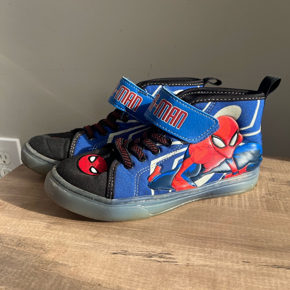Boys Light Up Velcro Spider-Man Shoes